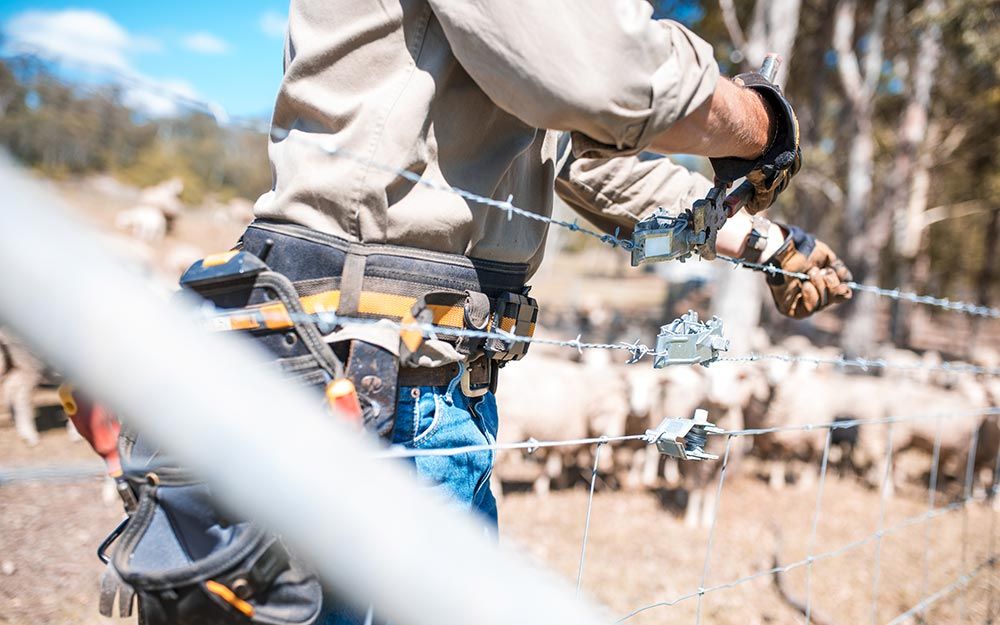 Rural fence hardware